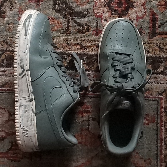 Nike AF 1 - Picture 1 of 4